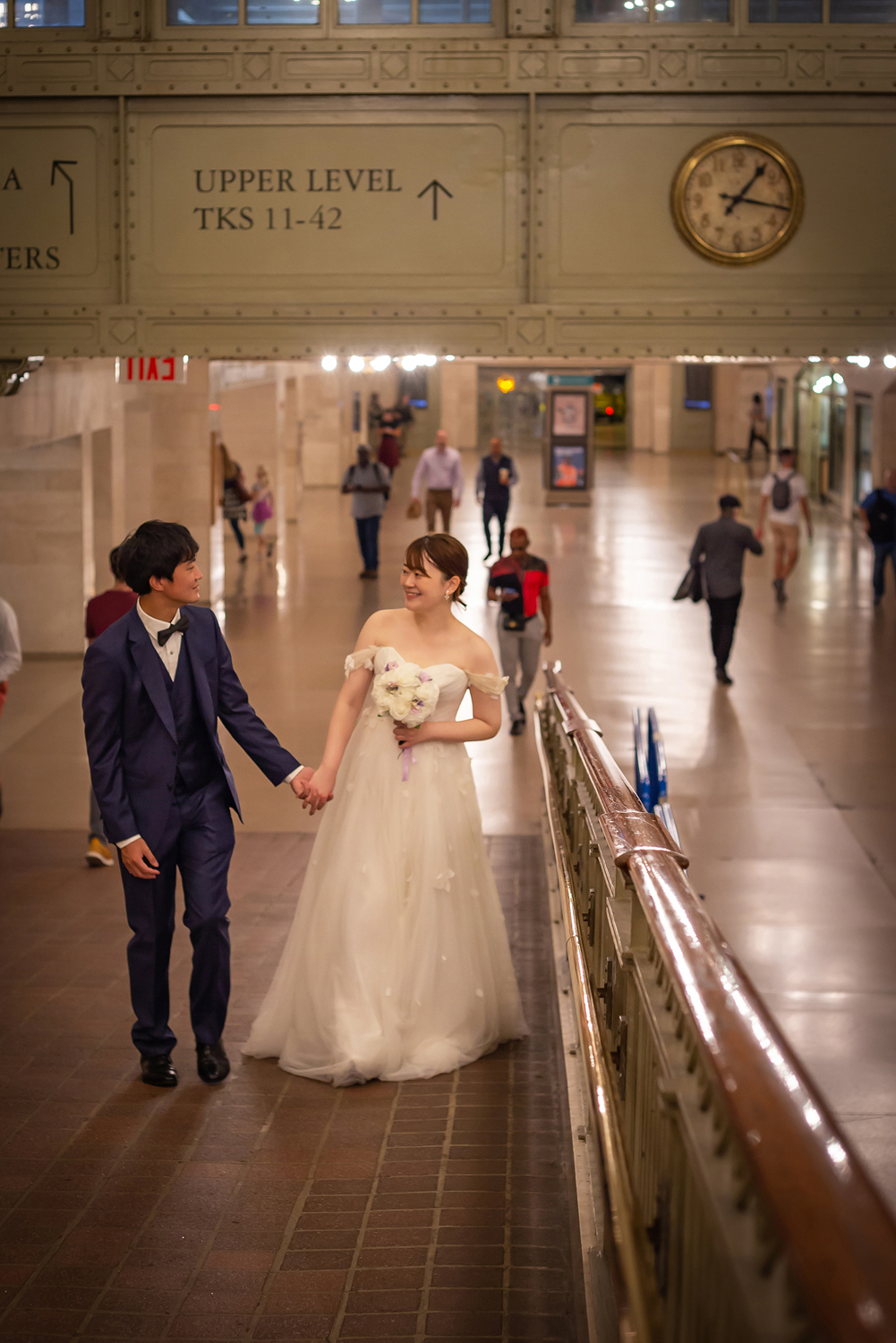 ニューヨークのグランドセントラルターミナルでウェディング撮影